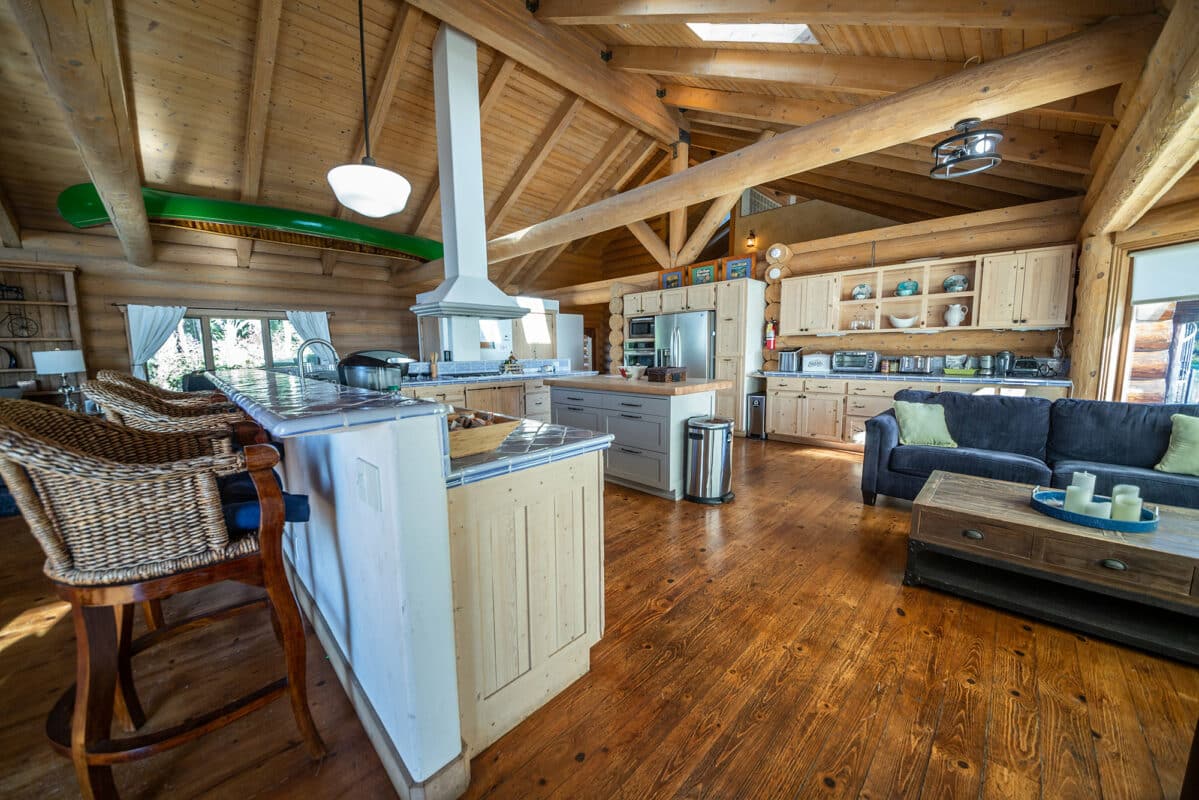 The Meadows Malibu - Kitchen lower cabin